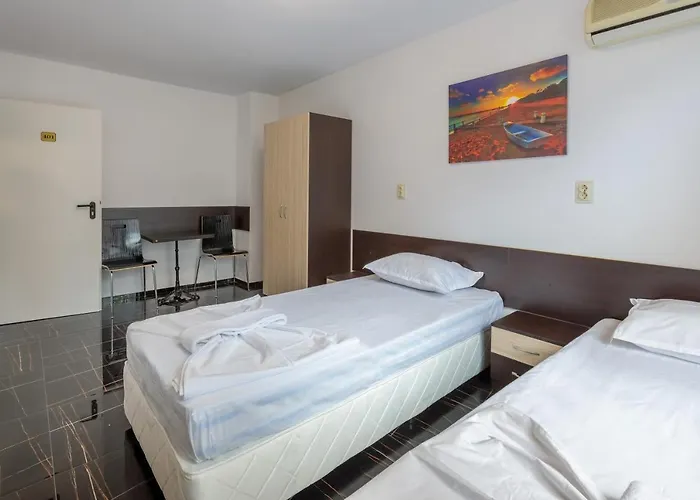 за гости пиротска 39 Burgasz